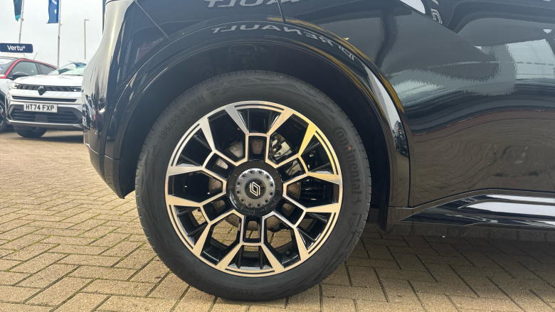 Renault 5 110kW Roland Garros + Comfort Range 52kWh 5dr Auto Electric Hatchback